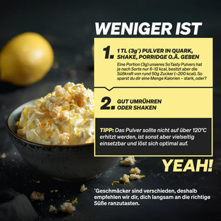 Eine Schale mit Quark, auf die gelbes Pulver gestreut ist, daneben eine Anleitung in deutscher Sprache, wie man das Pulver zu Speisen und Getränken hinzufügt und mischt, um die Zuckeraufnahme zu reduzieren.